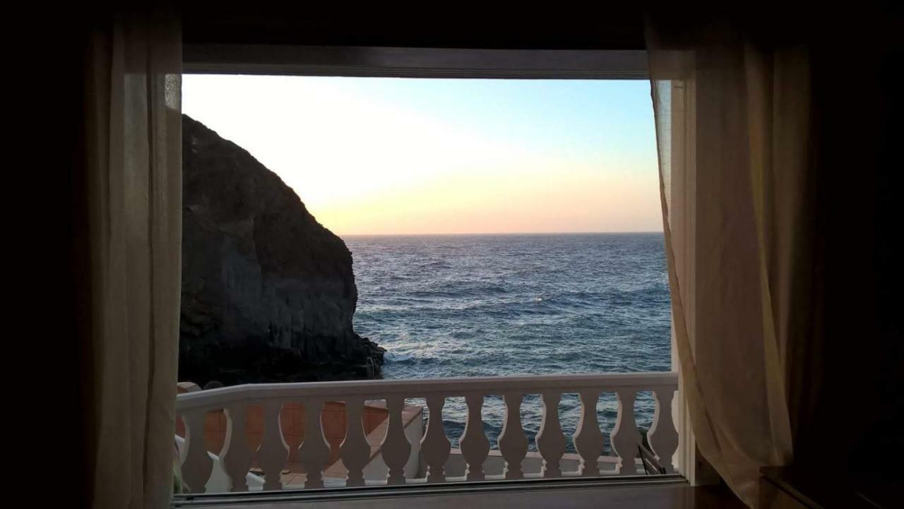 Caleta Los Roques Fasnia Екстериор снимка
